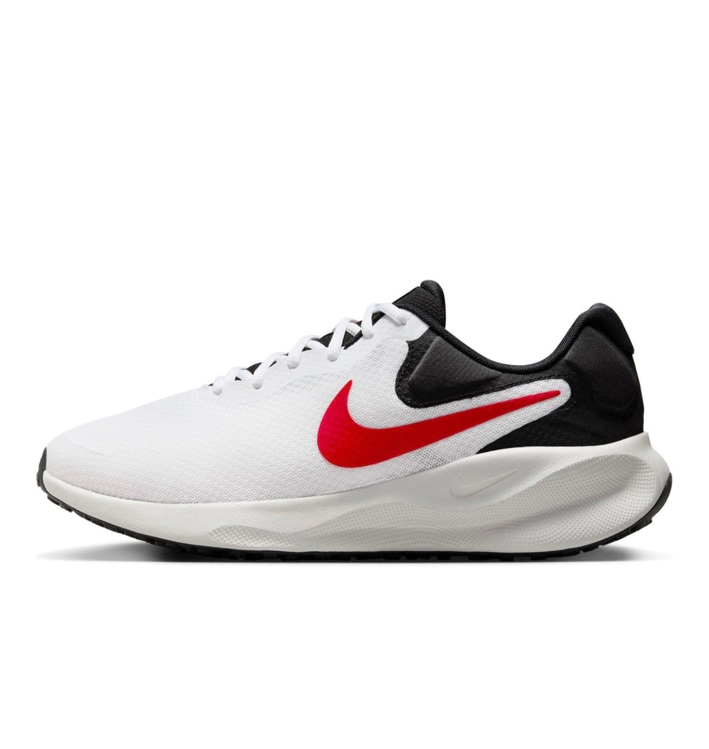 Nike Revolution 7